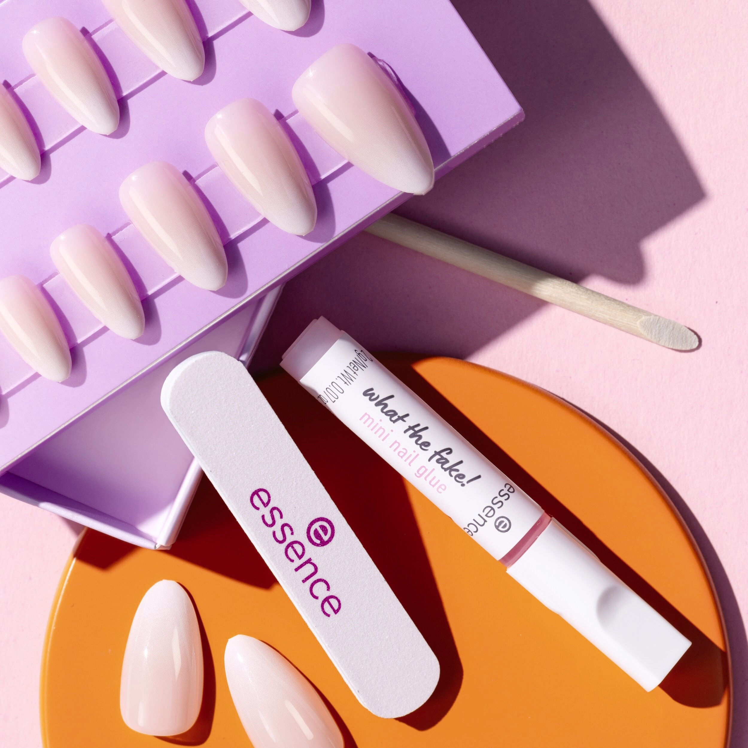 essence what the fake! PRESS-ON NAILS manicure set online bestellen | MLLER